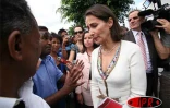 Jeudi 12 octobre 2006 - 

Ségolène Royal en visite à La Réunion