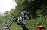 Mardi 17 mai 2005 

C'est sous la pluie que les concurrents ont bouclé le 4ème jour du Raid Réunion d'Aventures