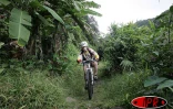 Mardi 17 mai 2005 

C'est sous la pluie que les concurrents ont bouclé le 4ème jour du Raid Réunion d'Aventures