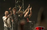 Vendredi 5 août 2005

Luke s'est produit en première partie de Dionysos à la Ravine
