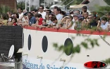 Dimanche 26 décembre 2004 -

Les lames de fond ont coulé ou endommagé des bateaux dans le port de Saint-Gilles