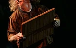 Dimanche 8 août

Danyèl Waro était en première partie de Johnny Clegg sur la scène du Sakifo Festival