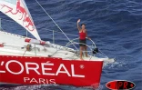 Mercredi 14 mars 2007 -

Tour du monde à contre-courants - À 9 heures, Maud Fontenoy était à 10 km de la côte Est de La Réunion