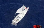 Mercredi 14 mars 2007 -

Tour du monde à contre-courants - À 9 heures, Maud Fontenoy était à 10 km de la côte Est de La Réunion.