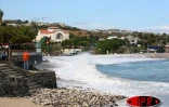 Mercredi 30 mai 2007 - Plage de Roches Noires

La houle a été bien moins violente que celle du 12 mai dernier