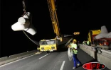 Jeudi 12 octobre 2007 -

Des dizaines de tétrapodes sont posés toutes les nuits le long de la route du littoral côté mer