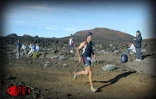 Les concurrents du Grand raid 2002 lors de leur passage au Piton Textor sur la route du volcan