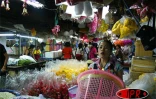 Novembre 2006 -

Pakklongtalad, le marché aux fleurs de Bangkok