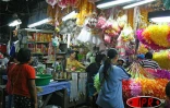 Novembre 2006 -

Pakklongtalad, le marché aux fleurs de Bangkok