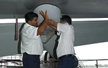 Visites des ateliers d'Air Mauritius à Plaisance -
Les avions sont démontées et toutes les pièces sont  vérifiées -
Photo J.-Y. K.