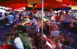 Pour les fruits et les légumes les Réunionnais sont  fidèles aux marchés forains qui se tiennent dans presque toutes les communes de l'île