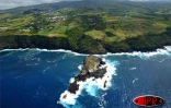 Située au large des côtes du Sud Sauvage, la petite île a donné son nom à la commune qui lui fait face