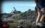 Les concurrents du Grand raid 2002 lors de leur passage au Piton Textor sur la route du volcan