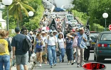 Vendredi 16 mai 2003 - Des grévistes de l'Éducation nationale ont manifesté devant le siège du service académique d'information et d'orientation à Saint-Denis
