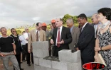 Jeudi 18 mai 2006 -

François Goulard a posé la première pierre du futur cyclotron, un accélérateur de particules, sur le site de la technopole