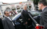 Jeudi 18 mai 2006 -

Dominique de Villepin en visite à La Réunion