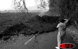 Mardi 1e mars 2005

La coulée de lave refroidie va du rempart à la mer