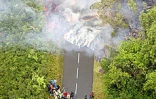 Dimanche 22 août 2004 - 

La lave est arrivée sur la route vers 15 heures