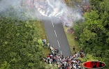 Dimanche 22 août 2004 - 

La lave est arrivée sur la route vers 15 heures