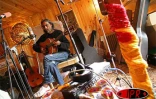 Mardi 29 août 2006 -

Gilbert Pounia et Ziskakan prépare &quot;Banjara&quot; leur futur album