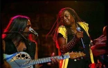 Concert de Ziskakan au théâtre de plein air de Saint-Gilles, le samedi 6 avril 2002 pour la présentation de l'album Rimayèr