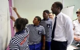 Le Port : Hervé Berville, secrétaire d'Etat à la mer visite le lycée Léon de Lepervanche