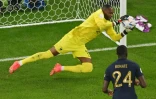 Bleus: cinq jours après Lloris, Mandanda annonce sa retraite internationale