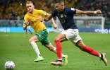 Les Bleus de Mbappé entrent en force dans le Mondial, et Giroud dans l'histoire