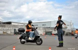 Des élèves du lycée Bellepierre ont participé à une matinée de sensibilisation à la conduite d’un deux-roue motorisé.