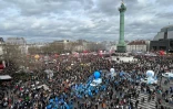 Macron "à disposition des syndicats", mais sans remettre en cause la réforme des retraites 