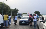 Distribution de tracts au rond-point de Gillot