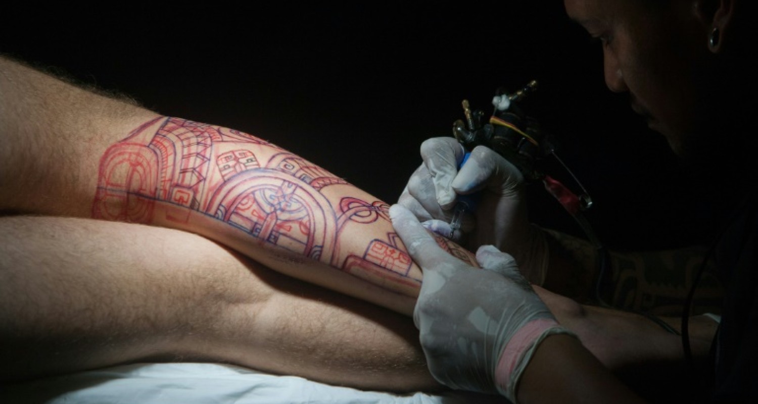 Polynesia Tatau, aux racines du tatouage, image size:1500x800