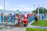 Le Port : le père Noël fait une escale à la piscine 