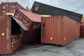 containers sur le port de Longoni apres le passage de Chido à Mayotte