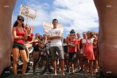 Manifestation contre la crise requins à Saint-Leu