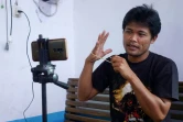 Siswanto enregistre une video, le 20 juin 2021, chez lui à Banyuwangi, en Indonésie