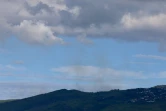 La Montagne : les pompiers tentent de maîtriser un feu de broussaille au niveau de Saint-Bernard