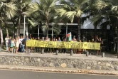 manifestation devant kelonia juin 2022