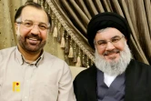 Une photo non datée publiée par le bureau de presse du Hezbollah libanais le 31 juillet 2024 montre le commandant du Hezbollah Fouad Chokr (G) et le chef du Hezbollah Hassan Nasrallah dans un lieu non précisé