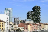 Les deux tours végétales du "Bosco Verticale" dans le quartier Porta Nuova à Milan