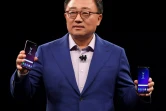 DJ Koh, président de la division mobile de Samsung, présente le nouveau Galaxy S9, le 25 février 2018 à Barcelone, à la veille du Congrès mondial de la téléphonie mobile (MWC) de Barcelone