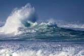 Maintien de la vigilance jaune vagues - submersion entre le Port et Saint-Philippe