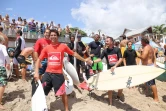 1ère compétition de surf aux Roches Noires 