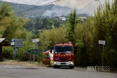 La Montagne : les pompiers tentent de maîtriser un feu de broussaille au niveau de Saint-Bernard