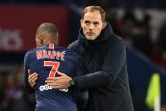L'entraîneur du PSG Thomas Tuchel avec son attaquant vedette Kylian Mbappé, lors d'un match contre Rennes, le 27 janvier 2019 au Parc des Princes   