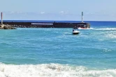 Bateau chaviré dans le port de Saint-Glles