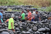 prépartion des canaux pour la pêche du bichique 