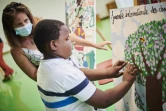 Saint-Denis : un jacaranda planté pour honorer les droits des enfants 
