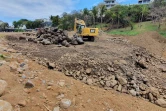 Saint-Pierre : début des travaux de drapage du port