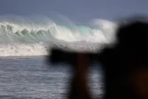 houle en bord de mer avec de grosses vagues